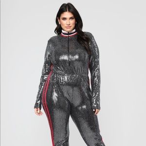 ✨All Eyes on Me Jumpsuit ✨